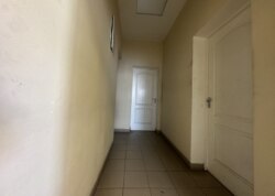 ������� ���������� ��������� �� ����. ����� ����������, ����� 130 ��.� ���� 7