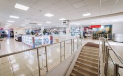 Оренда приміщення в ТЦ Петроцентр 35 м2 фото 3 Оренда приміщення в ТЦ Петроцентр 35 м2 фото 3