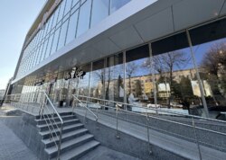 ������ �������� ��������� �� ���. ����������� 2�, �������� - 1 ���� 12