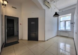 ������� ���������� ��������� �� ���. ������� 46, ����� 140 ��.� ���� 28