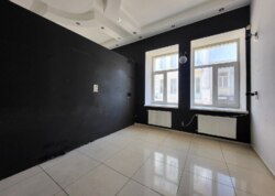 Здається комерційне приміщення на вул. Соборна 46, площа 95 кв.м фото 24 Здається комерційне приміщення на вул. Соборна 46, площа 95 кв.м фото 24