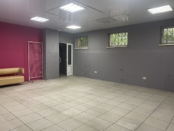 ОРЕНДА КОМЕРЦІЙНОГО ПРИМІЩЕННЯ, 50 м², ФАСАД фото 4 ОРЕНДА КОМЕРЦІЙНОГО ПРИМІЩЕННЯ, 50 м², ФАСАД фото 4