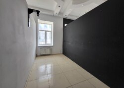 Здається комерційне приміщення на вул. Соборна 46, площа 95 кв.м фото 23 Здається комерційне приміщення на вул. Соборна 46, площа 95 кв.м фото 23