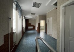 ������ �������� ��������� �� ���. ������������ 22/5, �������� - 4, ������ - 3 ���� 10