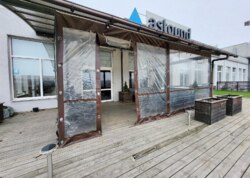 ������ �������� ��������� �� �����. �������������, �������� - 15, ������ - 3 ���� 25