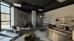 Оренда будівлі 2000 м2 під школу, клініку, медичний центр, навчальний заклад, офіс в хорошій локації фото 25 Оренда будівлі 2000 м2 під школу, клініку, медичний центр, навчальний заклад, офіс в хорошій локації фото 25