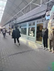 Оренда магазину на Привокзальному ринку фото 1 Оренда магазину на Привокзальному ринку фото 1