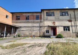 Здається комерційне приміщення на вул. Слав’янська, площа 3900 кв.м фото 42 Здається комерційне приміщення на вул. Слав’янська, площа 3900 кв.м фото 42