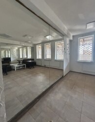Здається комерційне приміщення на вул. Пирогова 94, площа 160 кв.м фото 15 Здається комерційне приміщення на вул. Пирогова 94, площа 160 кв.м фото 15