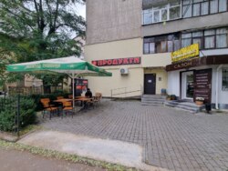 Здається комерційне приміщення на вул. Стрілецька 3, площа 86 м² фото 3 Здається комерційне приміщення на вул. Стрілецька 3, площа 86 м² фото 3