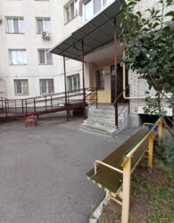 Здається комерційне приміщення на вул. Брацлавська 35, площа 80 кв.м фото 1 Здається комерційне приміщення на вул. Брацлавська 35, площа 80 кв.м фото 1