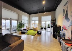 ������ �������� ��������� �� �����. �������������, �������� - 15, ������ - 3 ���� 27