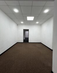 Оренда офісного приміщення на вул. Владислава Городецького 7, приміщень - 1, поверх - 1 фото 32 Оренда офісного приміщення на вул. Владислава Городецького 7, приміщень - 1, поверх - 1 фото 32