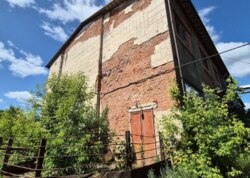 Здається комерційне приміщення на вул. Слав’янська, площа 3900 кв.м фото 21 Здається комерційне приміщення на вул. Слав’янська, площа 3900 кв.м фото 21