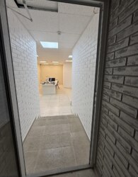 Здається комерційне приміщення на вул. Тетяни Яблонської, площа 100 кв.м фото 2 Здається комерційне приміщення на вул. Тетяни Яблонської, площа 100 кв.м фото 2