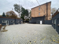 Оренда боксів у VIN BOX PARK — у самому серці Вінниці! 📍 фото 23 Оренда боксів у VIN BOX PARK — у самому серці Вінниці! 📍 фото 23