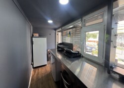 Здається комерційне приміщення на вул. Грушевського 70/8, площа 8 кв.м фото 4 Здається комерційне приміщення на вул. Грушевського 70/8, площа 8 кв.м фото 4