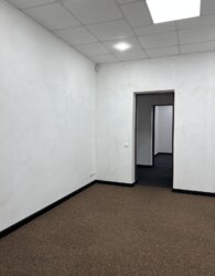 Оренда офісного приміщення на вул. Владислава Городецького 7, приміщень - 1, поверх - 1 фото 34 Оренда офісного приміщення на вул. Владислава Городецького 7, приміщень - 1, поверх - 1 фото 34