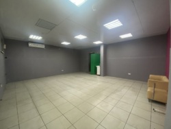 ОРЕНДА КОМЕРЦІЙНОГО ПРИМІЩЕННЯ, 50 м², ФАСАД фото 6 ОРЕНДА КОМЕРЦІЙНОГО ПРИМІЩЕННЯ, 50 м², ФАСАД фото 6