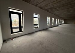     .   4,  - 2,  - 3  4