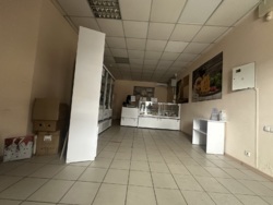 Здається комерційне приміщення на вул. Олександра Довженка 43, площа 35 кв.м фото 6 Здається комерційне приміщення на вул. Олександра Довженка 43, площа 35 кв.м фото 6