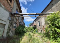 Здається комерційне приміщення на вул. Слав’янська, площа 3900 кв.м фото 4 Здається комерційне приміщення на вул. Слав’янська, площа 3900 кв.м фото 4