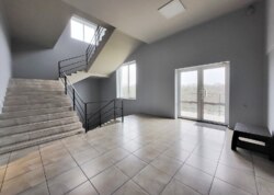 ������ �������� ��������� �� �����. �������������, �������� - 15, ������ - 3 ���� 18