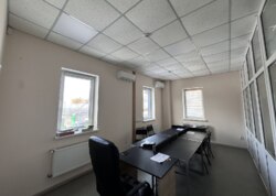 Оренда офісного приміщення на вул. Василя Порика, приміщень - 2, поверх - 2 фото 13 Оренда офісного приміщення на вул. Василя Порика, приміщень - 2, поверх - 2 фото 13