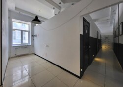 Здається комерційне приміщення на вул. Соборна 46, площа 95 кв.м фото 19 Здається комерційне приміщення на вул. Соборна 46, площа 95 кв.м фото 19