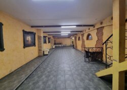Здається комерційне приміщення на просп. Коцюбинського 24, площа 110 кв.м фото 1 Здається комерційне приміщення на просп. Коцюбинського 24, площа 110 кв.м фото 1