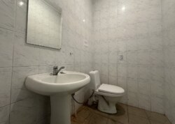 ������� ���������� ��������� �� ����. ����� ����������, ����� 130 ��.� ���� 5