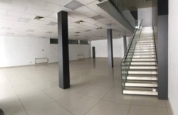 Аренда помещения ( офис , торговая площадка ) красная линия фото 3 Аренда помещения ( офис , торговая площадка ) красная линия фото 3