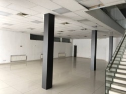 Аренда помещения ( офис , торговая площадка ) красная линия фото 2 Аренда помещения ( офис , торговая площадка ) красная линия фото 2