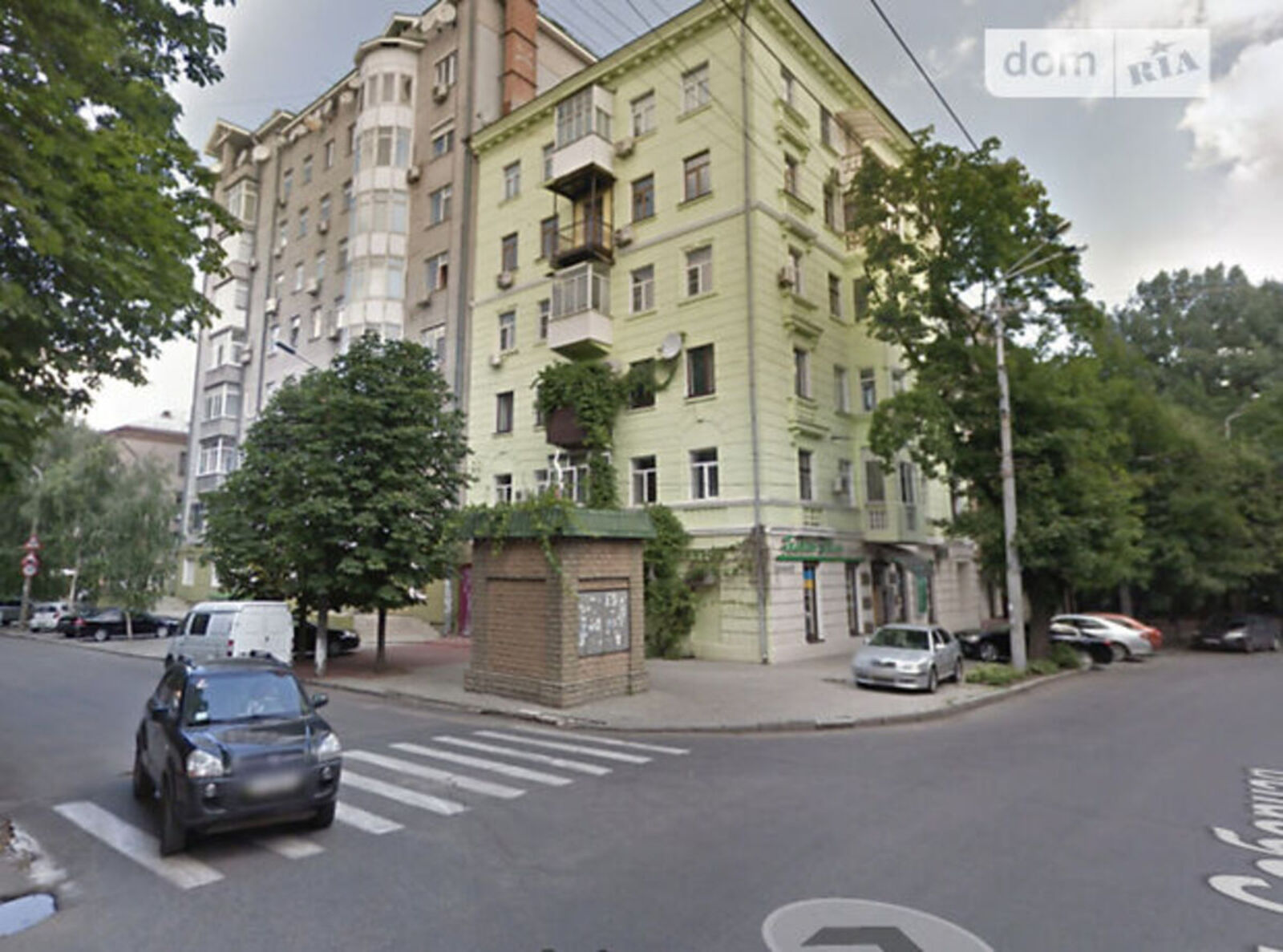 Аренда помещения площадью 65 кв.м. Окна на Красную Линию. фото 1 Аренда помещения площадью 65 кв.м. Окна на Красную Линию. фото 1