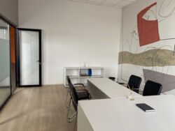 Сдам офис 145кв.м на 2 эт., в 150м от м.'Метростроителей' фото 5 Сдам офис 145кв.м на 2 эт., в 150м от м.'Метростроителей' фото 5