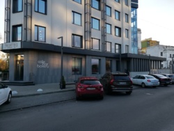 Оренда приміщення з окремим входом на першому поверсі бізнес-центру в центральній частині міста Луцька! фото 1 Оренда приміщення з окремим входом на першому поверсі бізнес-центру в центральній частині міста Луцька! фото 1