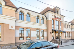 Оренда комерційного приміщення у центрі міста Суми. фото 2 Оренда комерційного приміщення у центрі міста Суми. фото 2