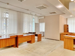 Здається приміщення 67,3 м2 на першому поверху по вул.Г.Кондратьєва (Кірова) 20 фото 3 Здається приміщення 67,3 м2 на першому поверху по вул.Г.Кондратьєва (Кірова) 20 фото 3