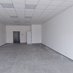 Оренда приміщення навпроти Гайка біля АТБ фото 2 Оренда приміщення навпроти Гайка біля АТБ фото 2