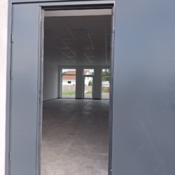 Оренда приміщення навпроти Гайка біля АТБ фото 3 Оренда приміщення навпроти Гайка біля АТБ фото 3