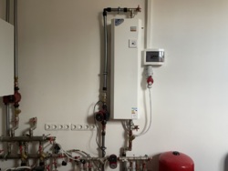 Перший поверх нежитлової будівлі з літньою площадкою фото 25 Перший поверх нежитлової будівлі з літньою площадкою фото 25