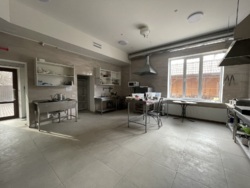 Перший поверх нежитлової будівлі з літньою площадкою фото 20 Перший поверх нежитлової будівлі з літньою площадкою фото 20