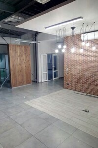 Сдается в аренду 3й этаж трехэтажного здания в центре Киева фото 1 Сдается в аренду 3й этаж трехэтажного здания в центре Киева фото 1