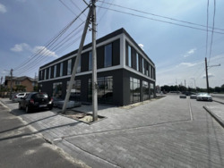 Оренда приміщення м.Стрий вул. Зеньковецької,2 450 кв.м. 1 поверх фото 4 Оренда приміщення м.Стрий вул. Зеньковецької,2 450 кв.м. 1 поверх фото 4