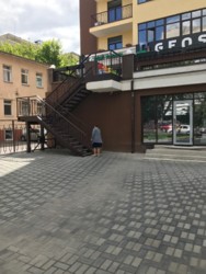 Аренда помещение для магазина, кафе, шоу-рум галерея фото 3 Аренда помещение для магазина, кафе, шоу-рум галерея фото 3