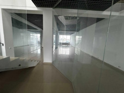 Оренда приміщення м.Тячів вул.Польова 600кв.м. фото 3 Оренда приміщення м.Тячів вул.Польова 600кв.м. фото 3