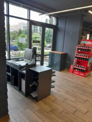 Сумісна оренда приміщення з магазином м. Київ, вул. Кондратюка 5 фото 3 Сумісна оренда приміщення з магазином м. Київ, вул. Кондратюка 5 фото 3