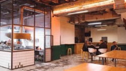 Аренда фасад 1 этаж супер локация , трафик , витрины , метро 5 минут 10 000 $ Договорная фото 2 Аренда фасад 1 этаж супер локация , трафик , витрины , метро 5 минут 10 000 $ Договорная фото 2