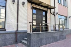 Оренда фасадного приміщення в БЦ Іллінский Центр фото 7 Оренда фасадного приміщення в БЦ Іллінский Центр фото 7