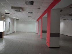 ������ ��������� 240 �2 / ��. ����� 32/ ������� ���� ���� 19